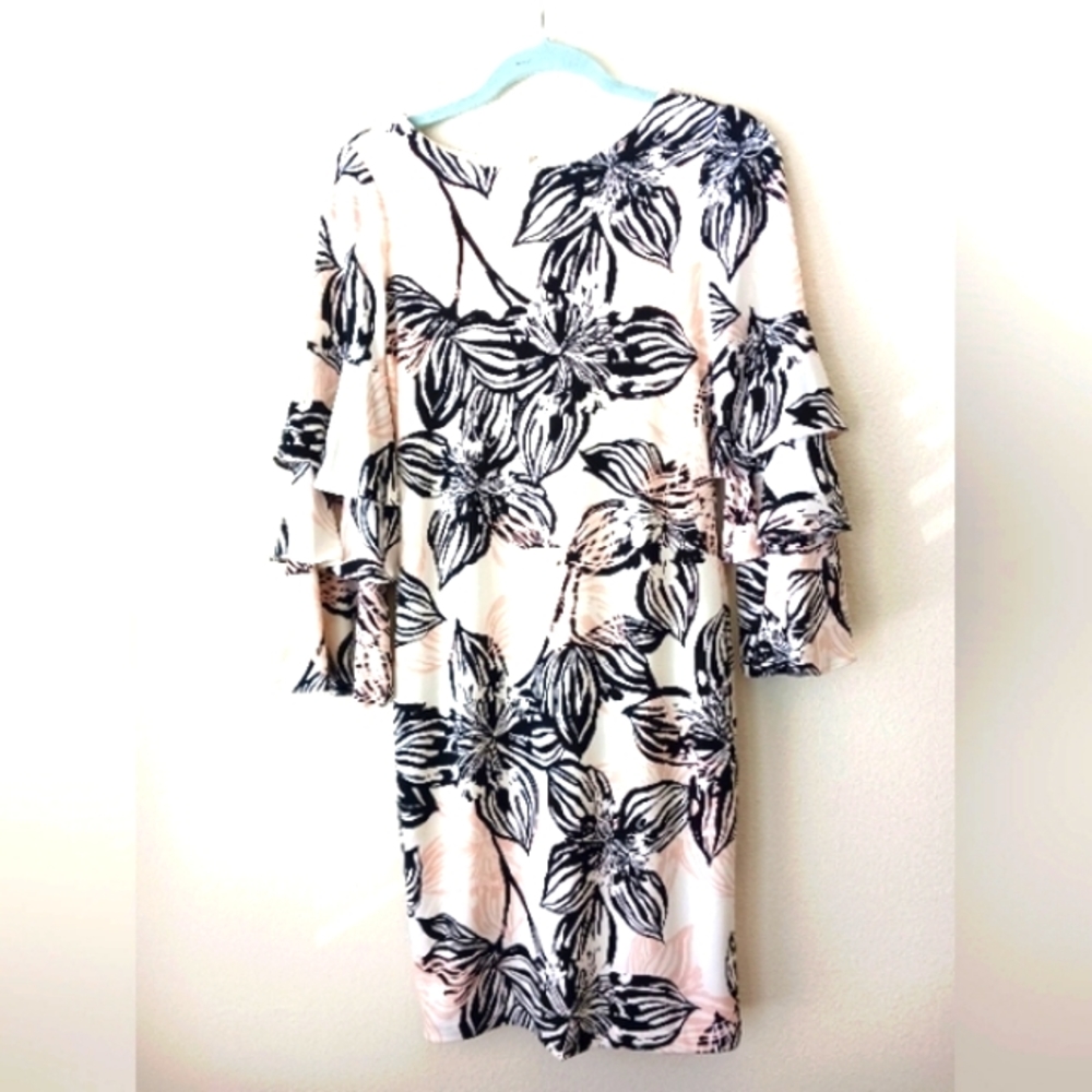 Calvin Klein White Black Floral Pattern Women Dress Size 2 Pre-owned